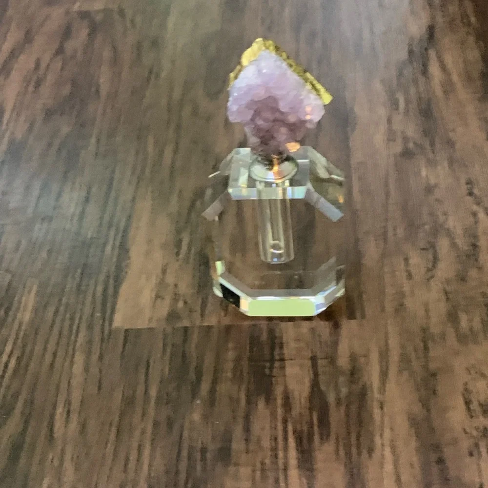 Z Gallery perfume glass